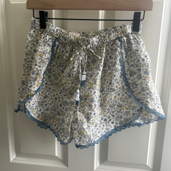 rachel ashwell Other - EUC Rachel Ashwell size S floral and blue lace pajama shorts. So feminine!
